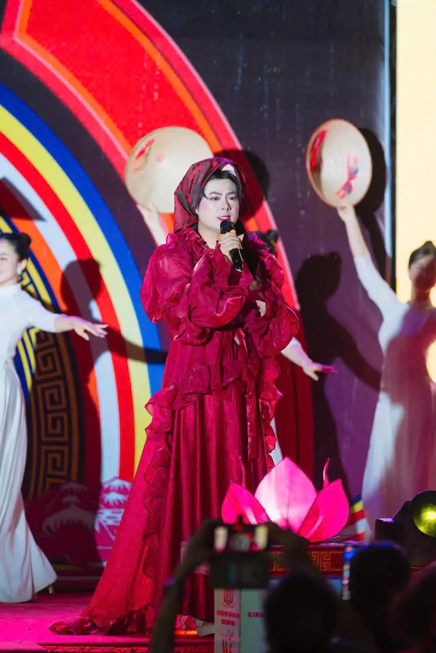 Hoàng Linh Anh trải lòng về lý do tạm ngưng ca hát: “Trái tim người nghệ sĩ chưa bao giờ ngừng hát”