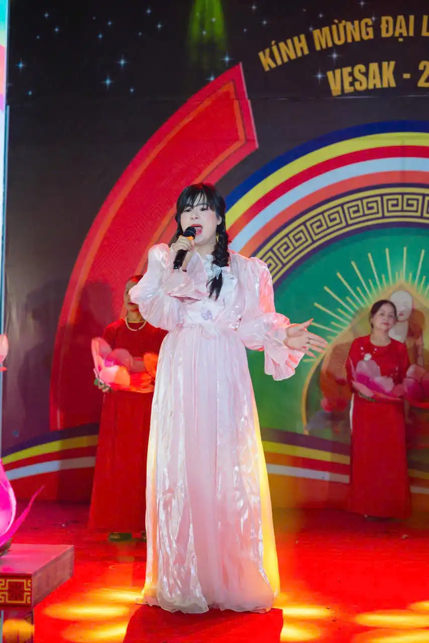 Hoàng Linh Anh trải lòng về lý do tạm ngưng ca hát: “Trái tim người nghệ sĩ chưa bao giờ ngừng hát”