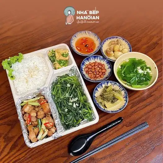 CƠM TRƯA NHÀ LÀM HANOIAN – GIỮ HƯƠNG CƠM NHÀ GIỮA LÒNG PHỐ THỊ